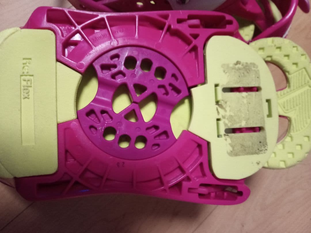 値下げ大歓迎！！　BURTON　ビンディング　レディース