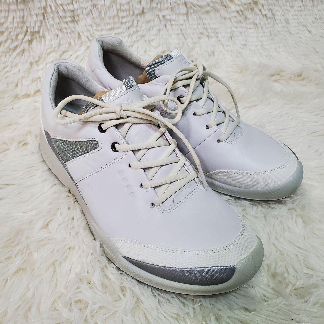 試着のみ】ecco ゴルフシューズ バイオム スパイクレス 24cm ホワイト