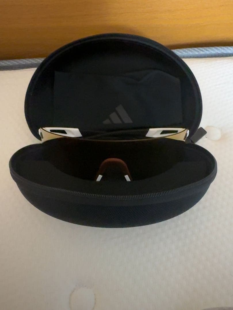 adidas サングラス Dunamis 黒田朝日選手着用モデル