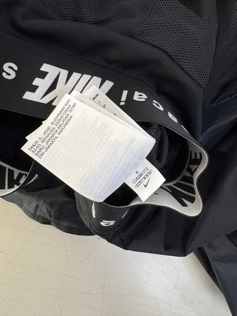 希少 NIKE × sacai 再構築ナイロンスカート CD6299 S