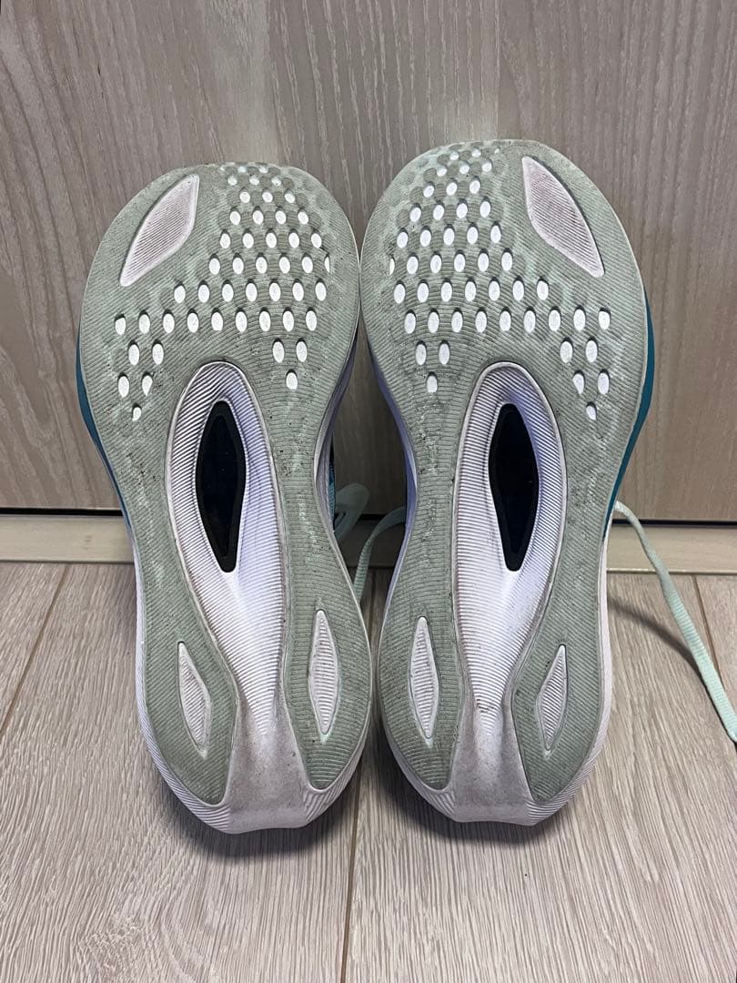 ASICS magic speed 4 ランニングシューズ 22.5