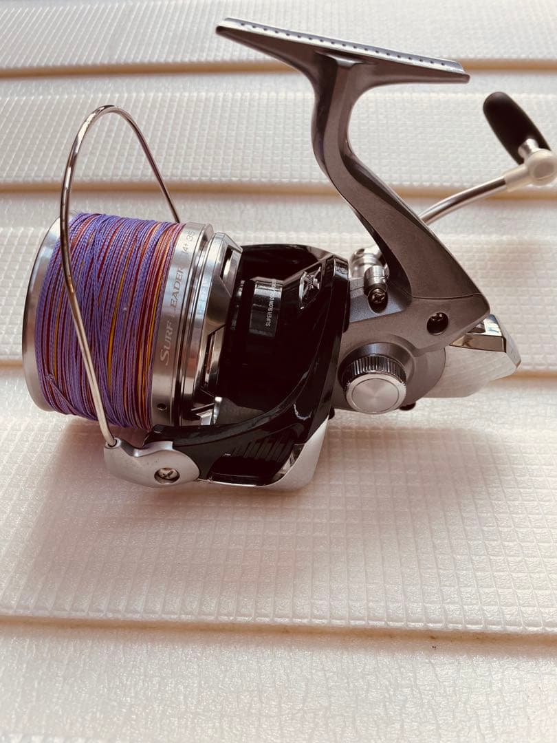 シマノ　スピニングリール 金属製 紫色ライン