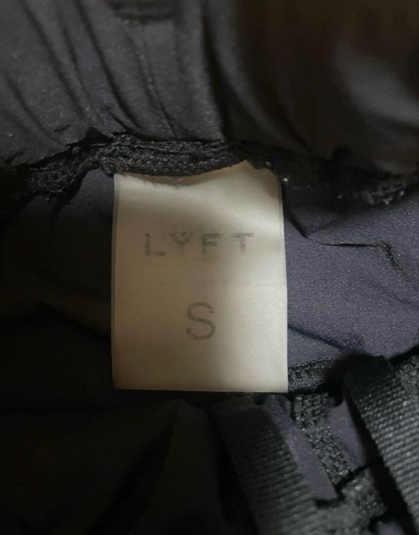 完売品　LYFT リフト　ナイロンパンツ