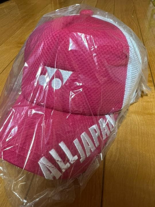 YONEX キャップ 8つ