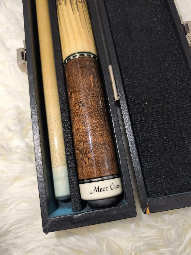 Mezz メッヅ キュー ケース付き パイソン ビリヤード Mezz Cueキュー