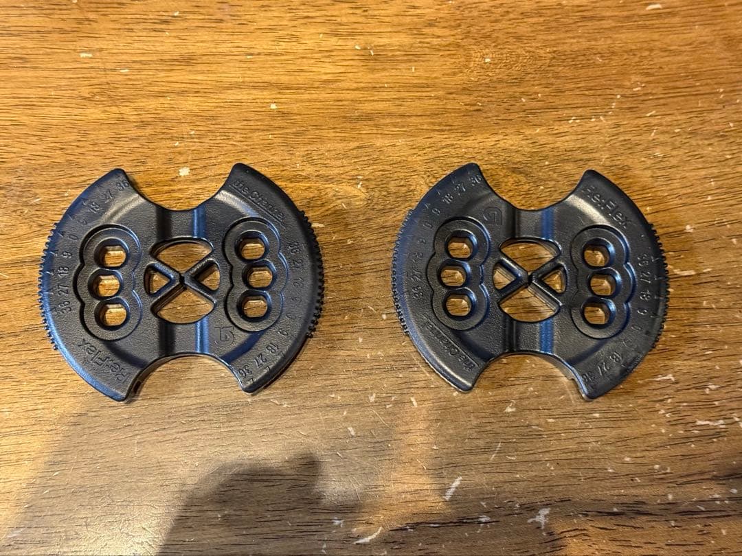 Burton ミッション ビンディング Mサイズ