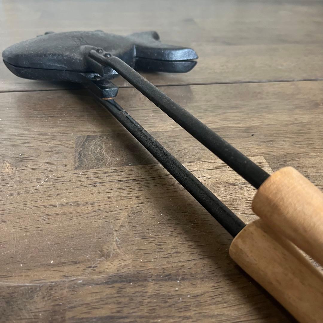 【アンティーク】南部鉄器 盛栄堂 及源鋳造 一丁焼きたい焼器 古道具 古民具