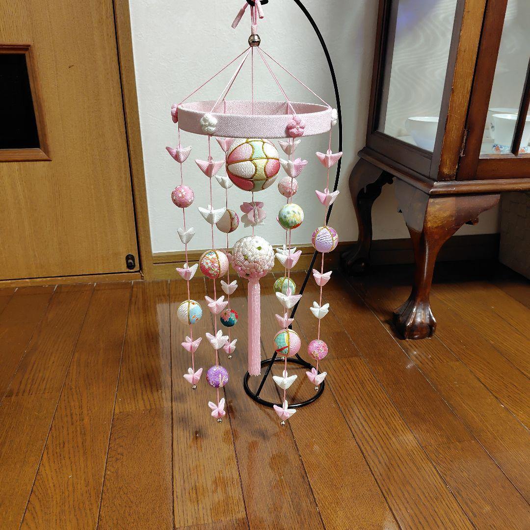 ちりめん細工 お花とまりの下げ飾り ピンク (小) - メルカリ