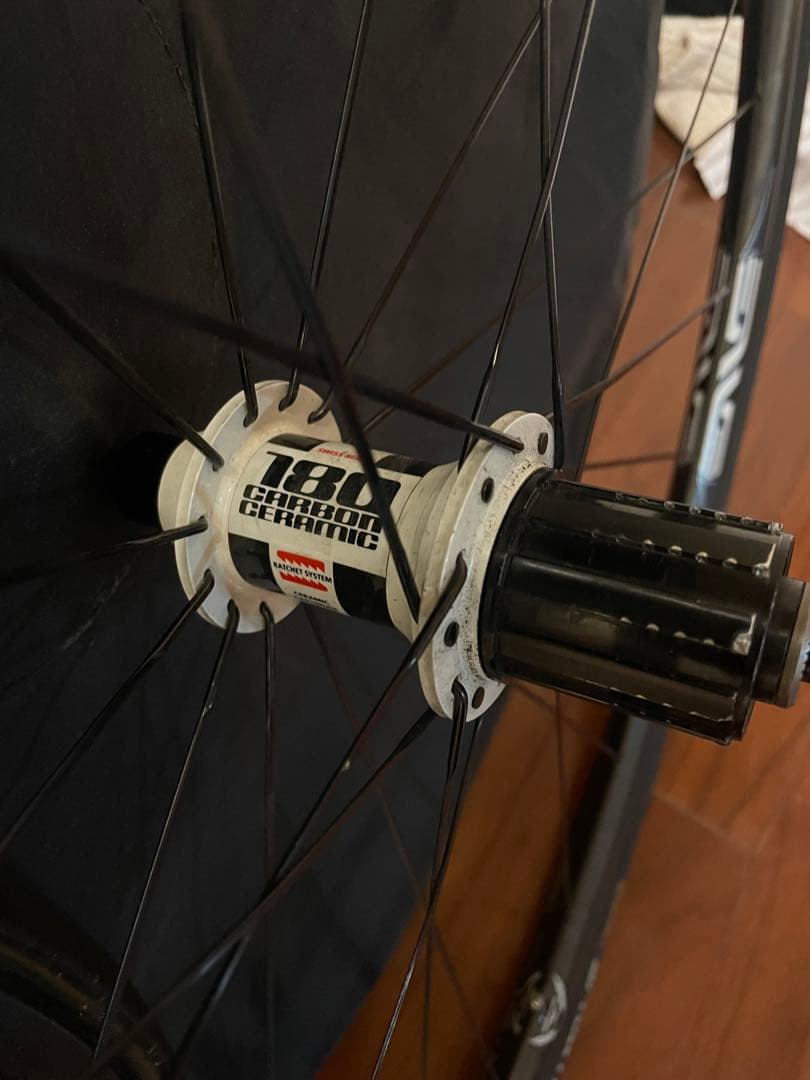 ENVEホイール 軽量