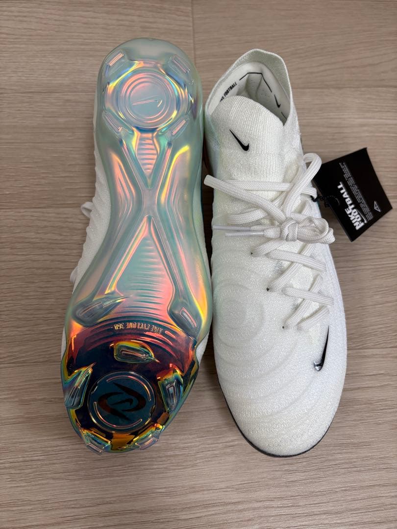 定価30,800円 ナイキ ファントム GX エリート FG 24.0cm