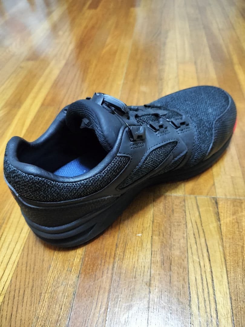 Mizuno BOAシステム安全靴 ブラック/レッド 23.0cm