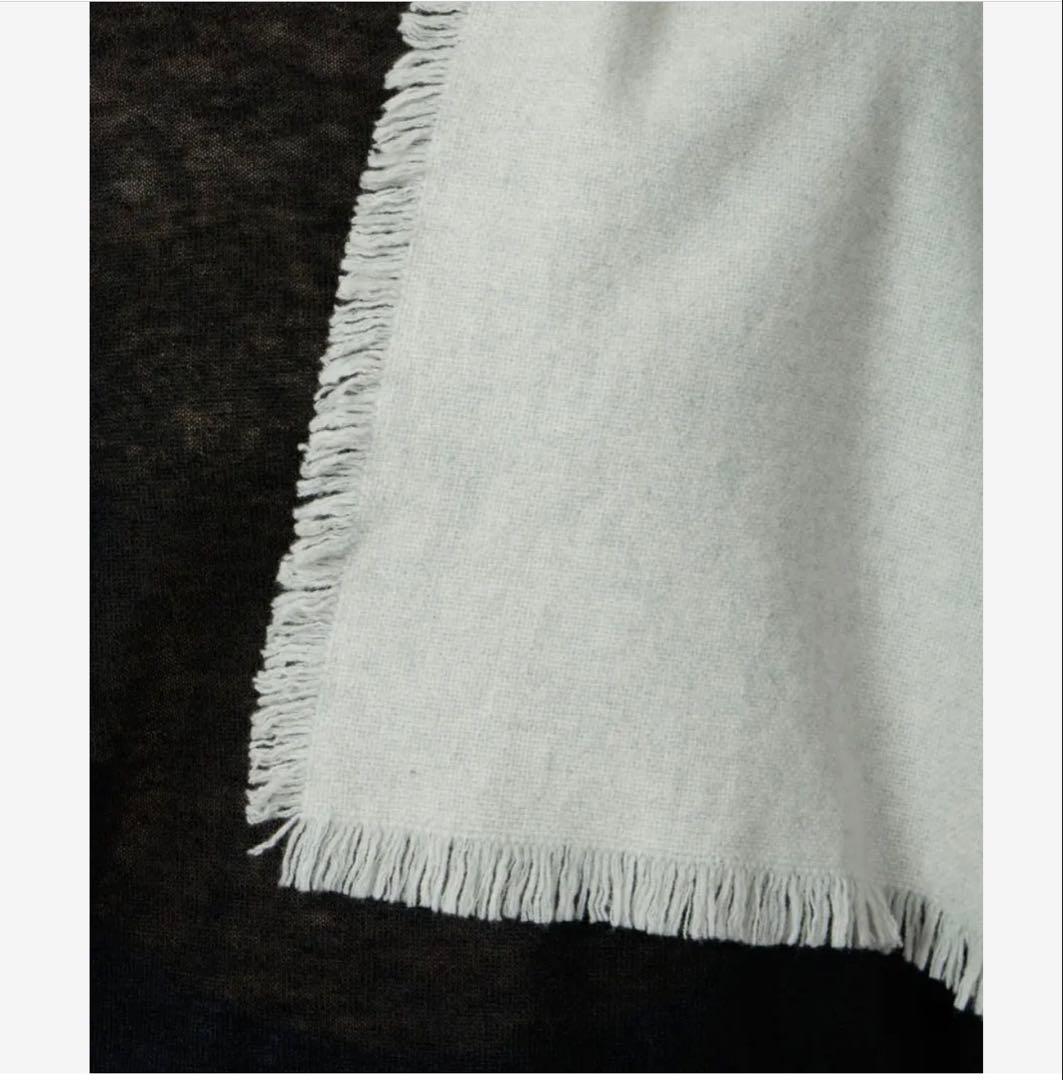 アソースメレ/ホワイトグレー/ウルトラファインラムミニバスケットストール