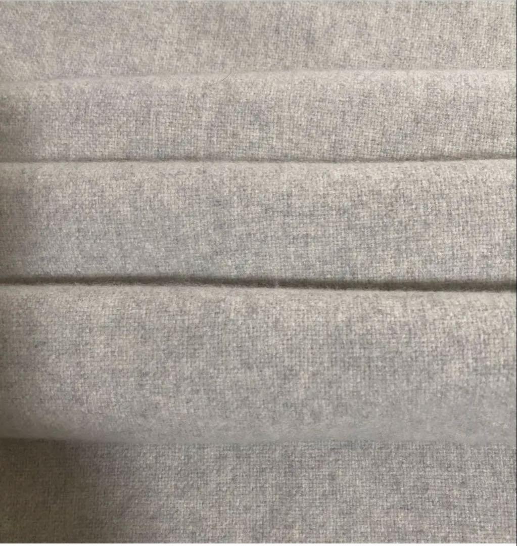 アソースメレ/ホワイトグレー/ウルトラファインラムミニバスケットストール