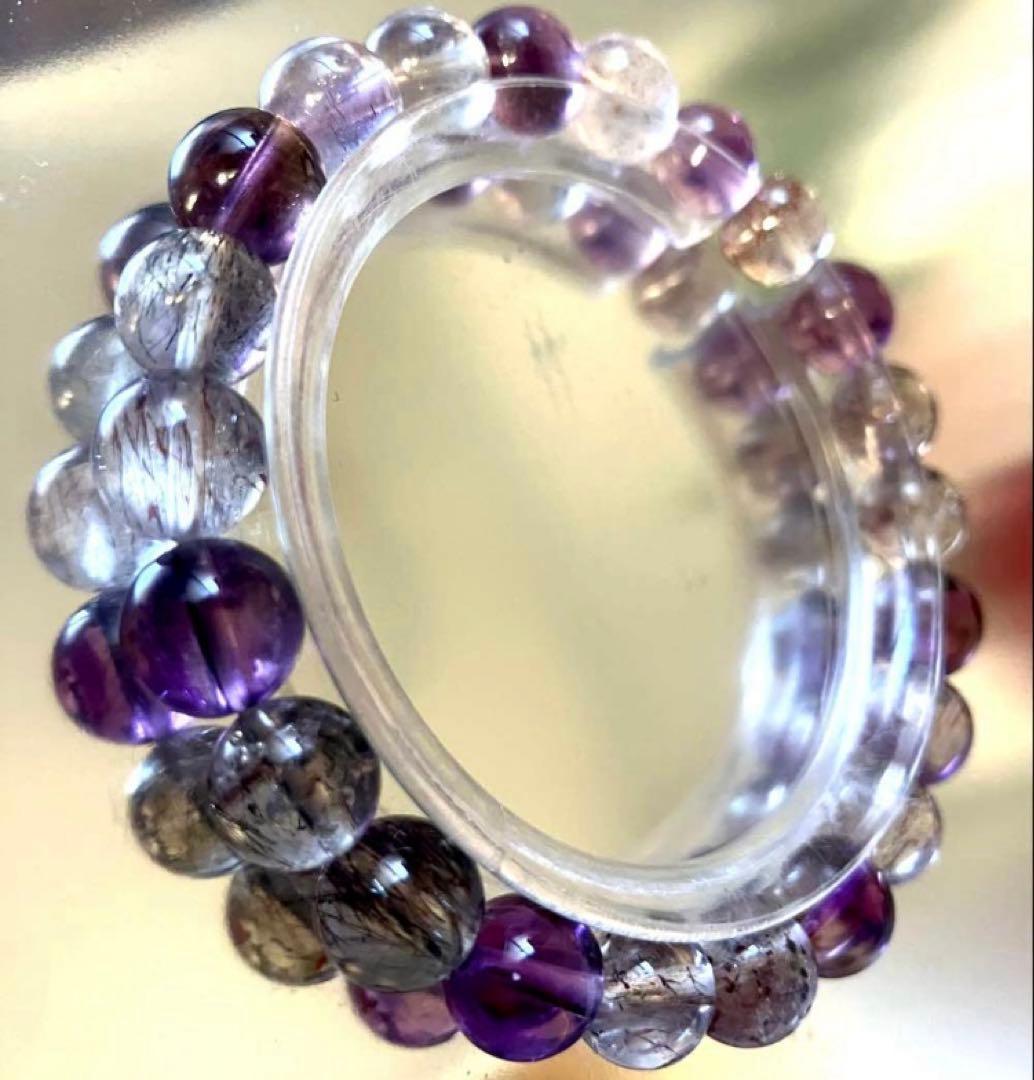 スーパーセブン　高透明　エスピリットサント鉱山産　約8.5〜9.3ミリ