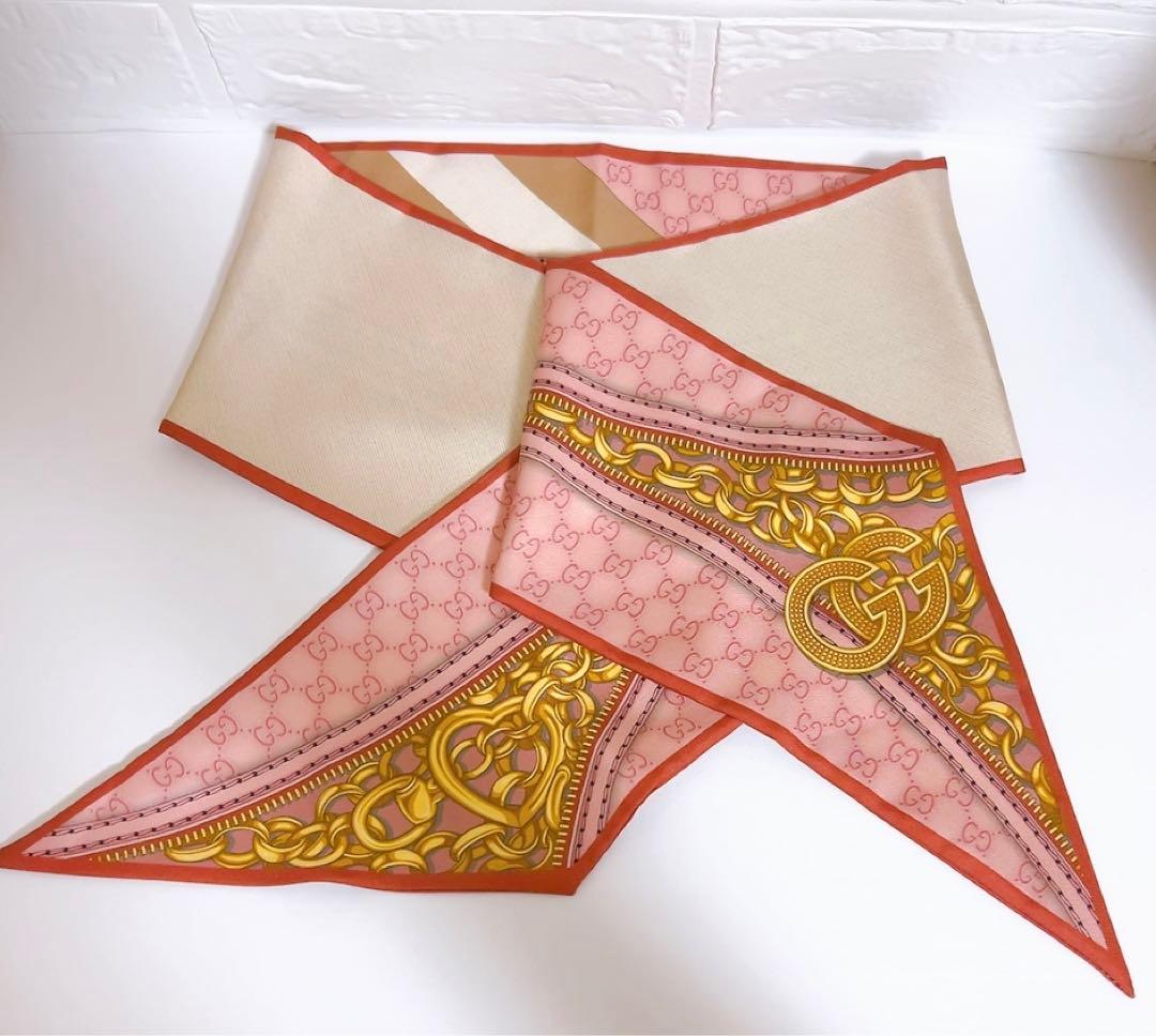 グッチ　GUCCI バンダナ　スカーフ　GG柄　ピンク　ファスナー柄