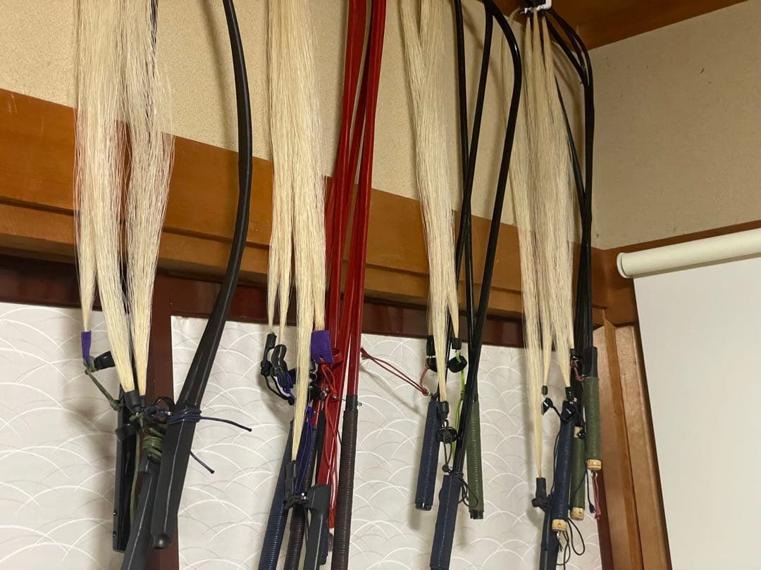 胡弓紫檀三折れ棹，胴花梨材，竹弓，付属品