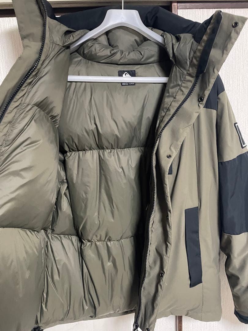 【最終価格:ムラサキスポーツ別注】クイックシルバーダウジャケット