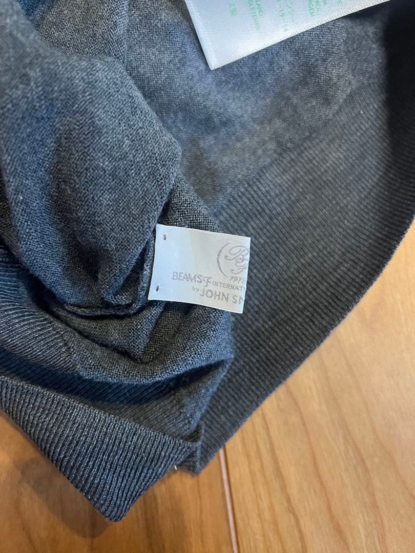 美品ジョンスメドレー BEAMS グレー ニットセーター　S