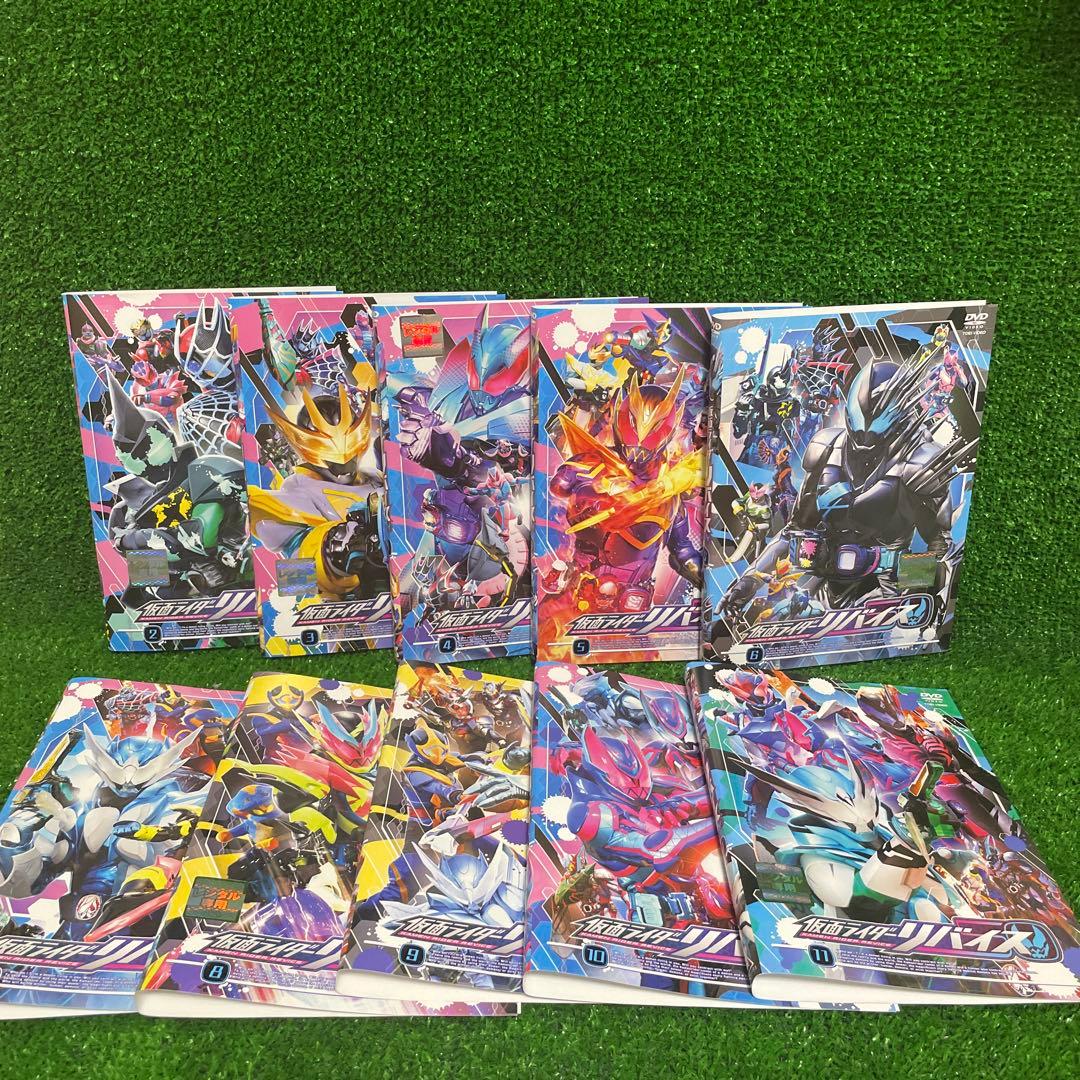 新品ケース封入　仮面ライダーリバイス 全巻+劇場版