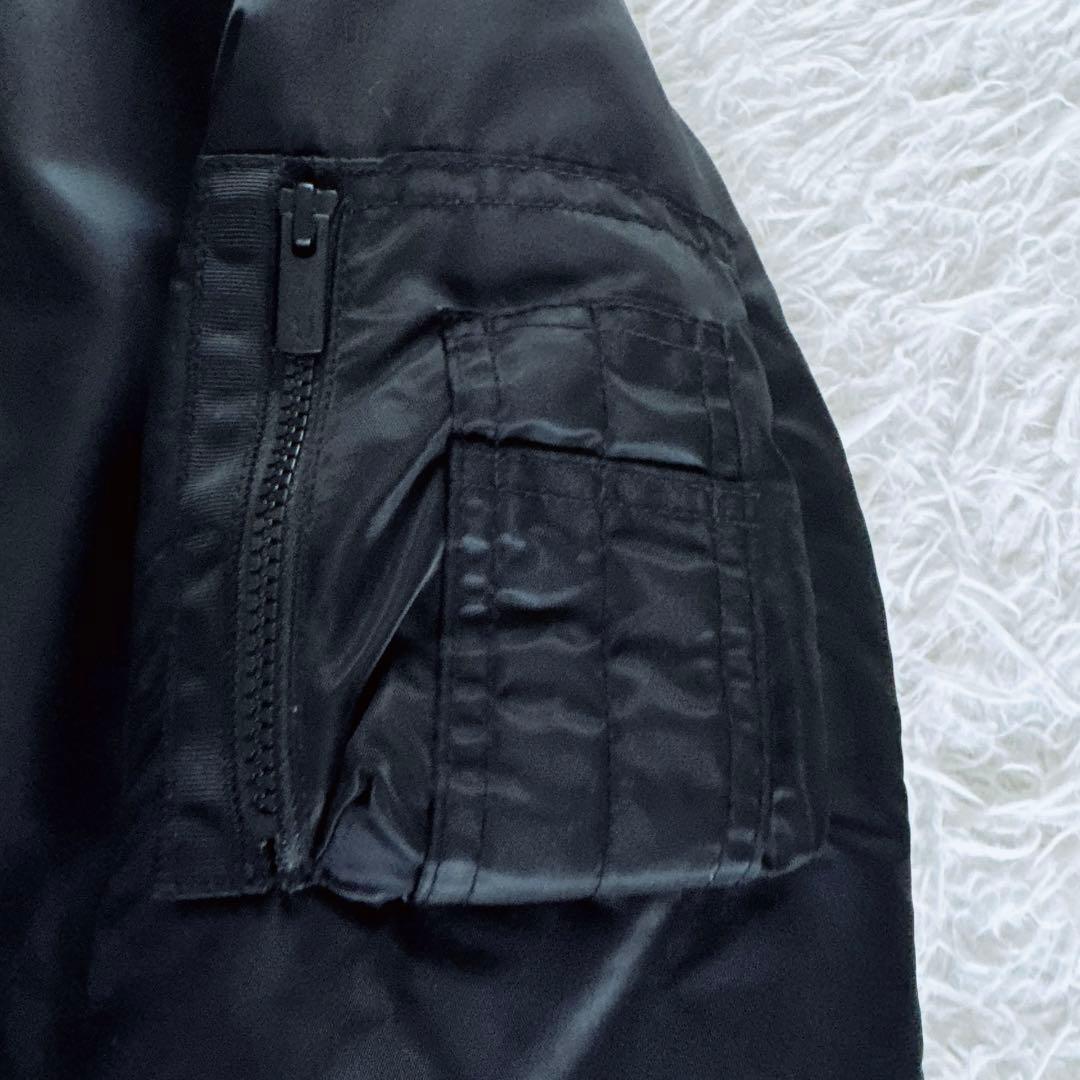 【UNIQLO】＋J ハイブリッドダウンオーバーサイズMA-1ブルゾン 黒 M