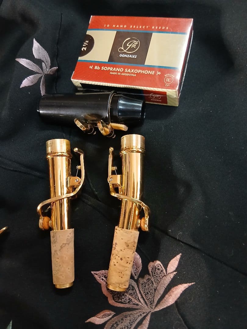 ソプラノ　サックス　無銘ノーブランド　音だしOK　超美品　！