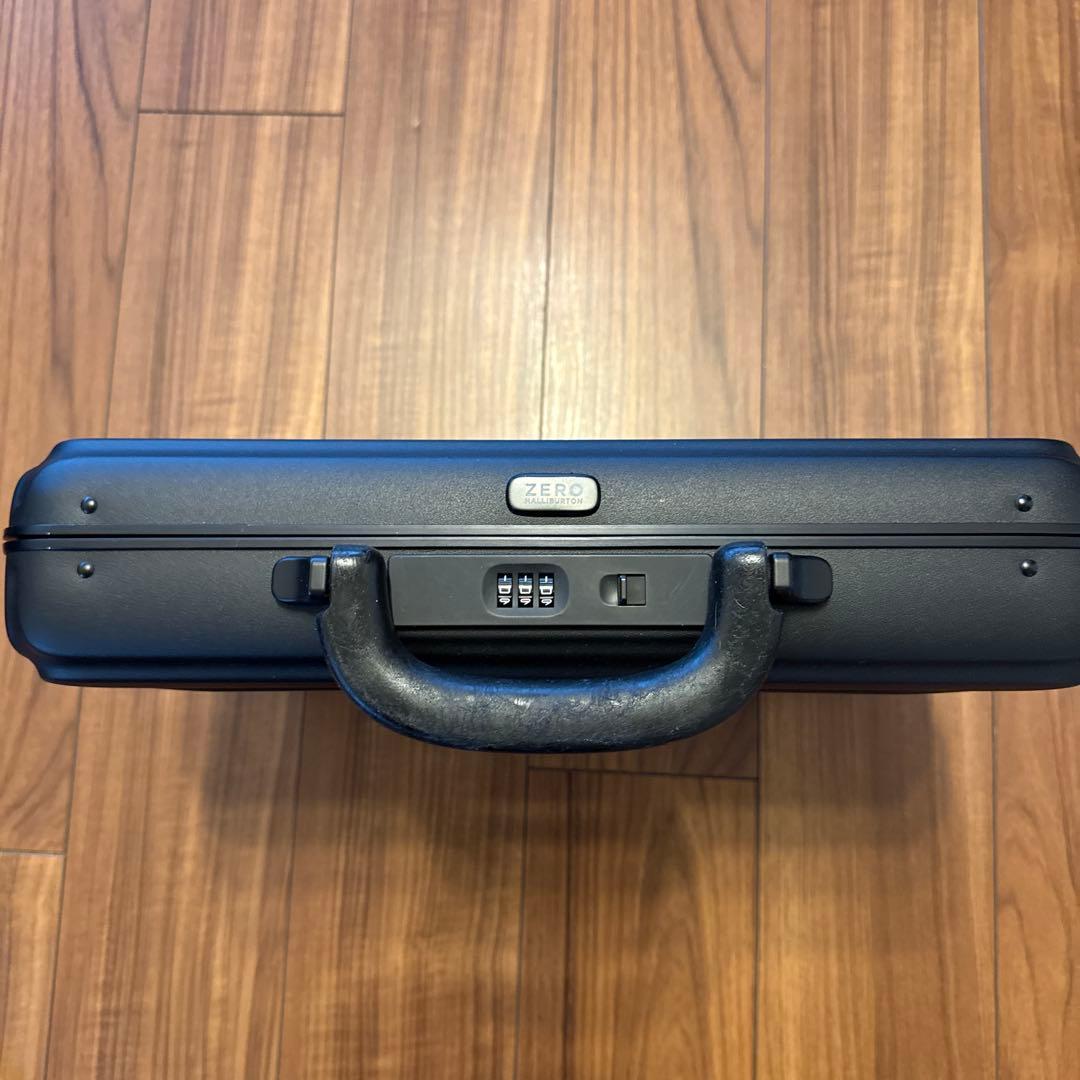 ゼロハリバートン　ZERO HALLIBURTON 書類ケース アタッシュケース