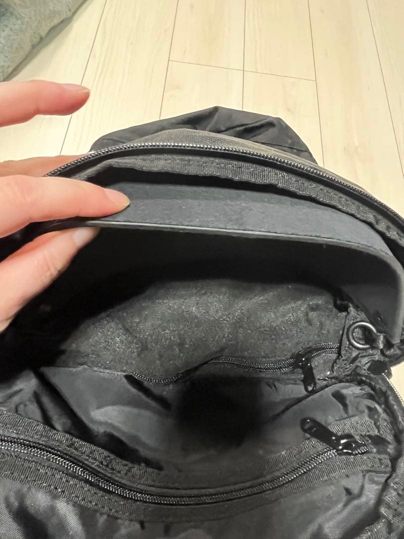 ニューエラ　x-girl バックパック黒　中古美品　CAP入れ付き