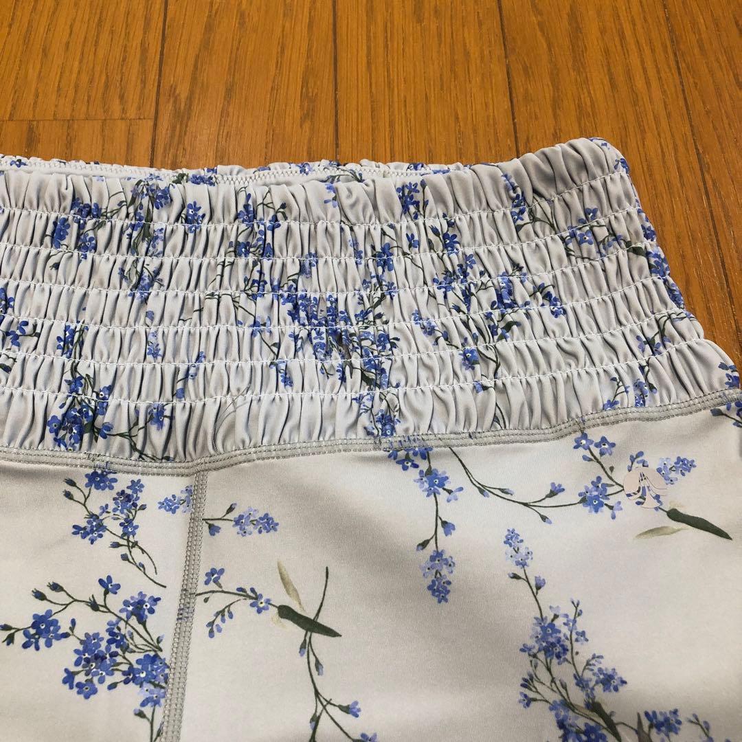 SUKALA LAVA ヨガウエア　セットアップ　花柄　水色　L　新品未使用