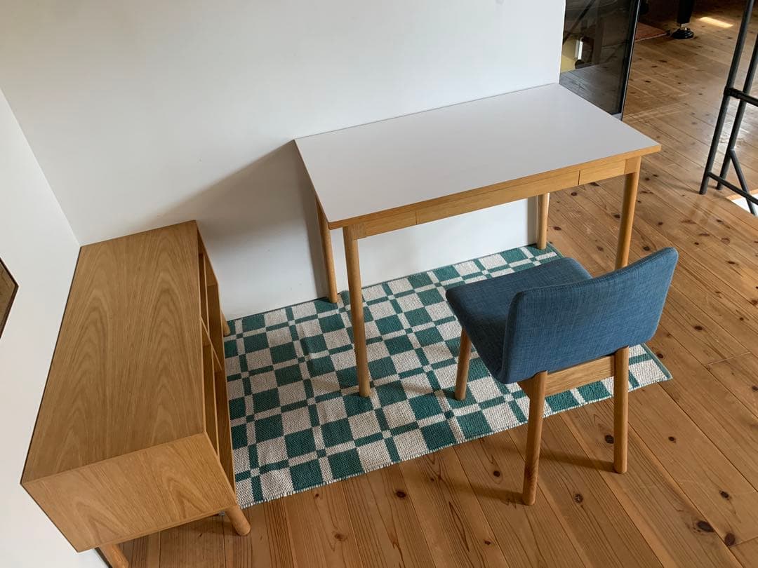 idee stilt table 1000テーブル　机　デスク