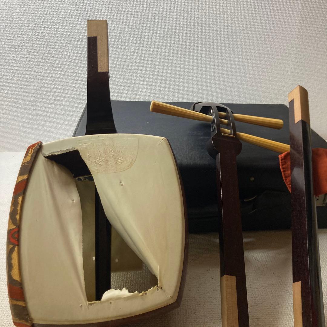 三味線 木製 付属品あり ケース付き 破れあり
