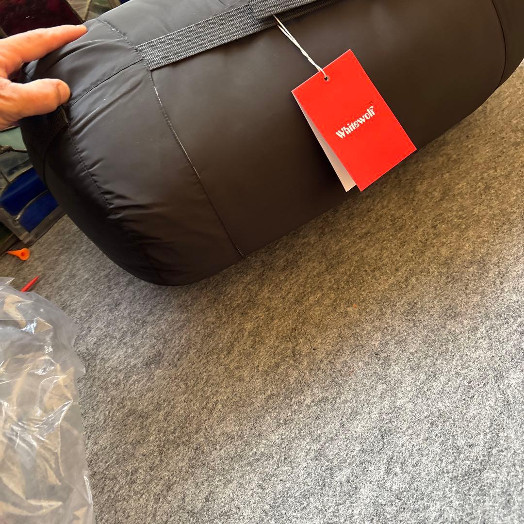 新品未使用　ICE- 1500 シュラフ 1500g 防災野外キャンプ