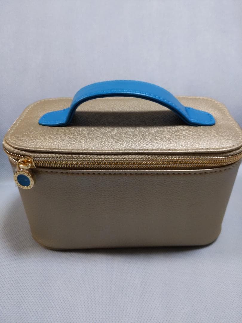 エミレーツ航空 ファーストクラス アメニティ ブルガリ - メルカリ