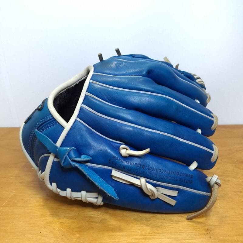 ミズノ サテライトラック 限定モデル 小型設計 左投げ用 軟式グローブ