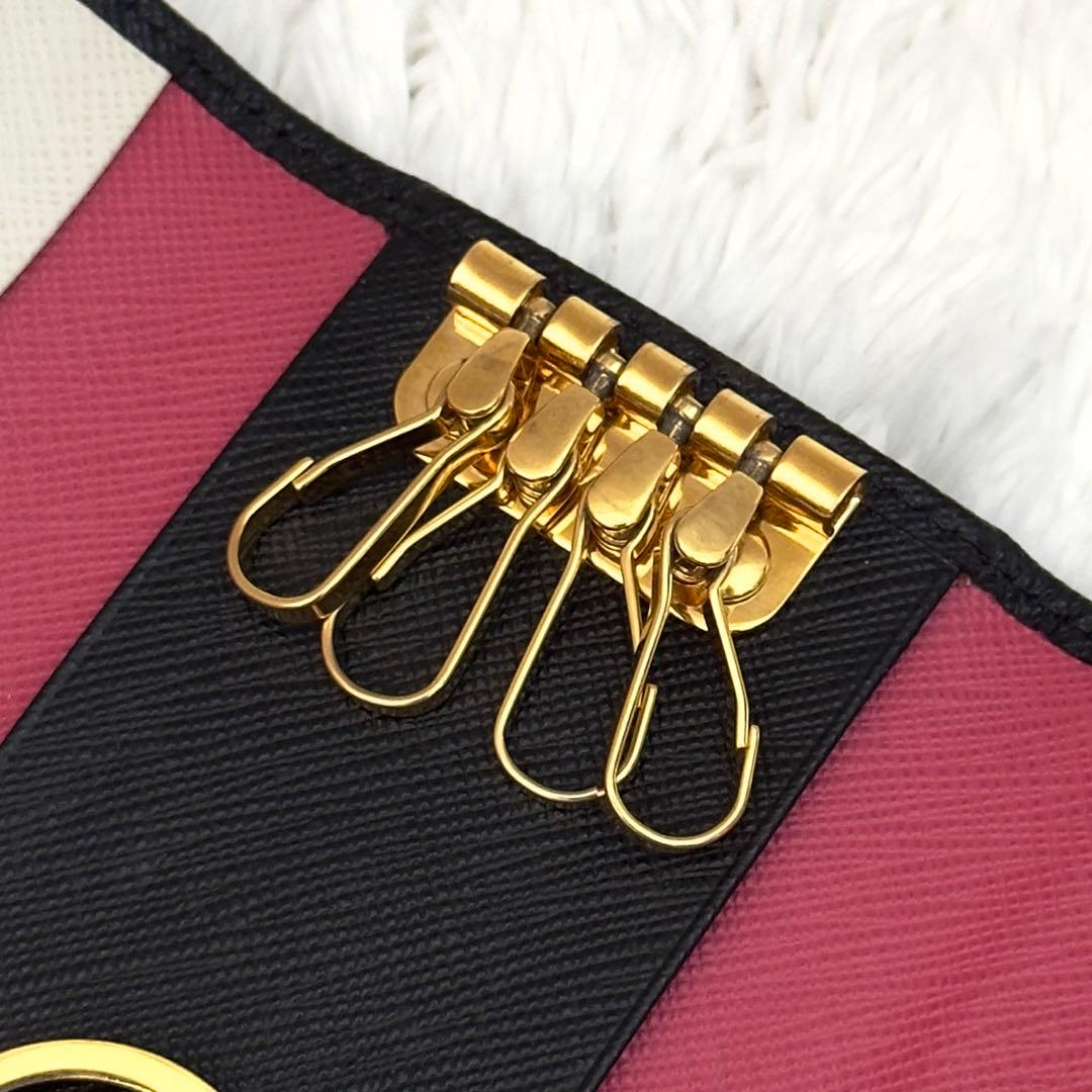 極美品⭐️現行 RFID内蔵 PRADA プラダ サフィアーノ レザー キーケース
