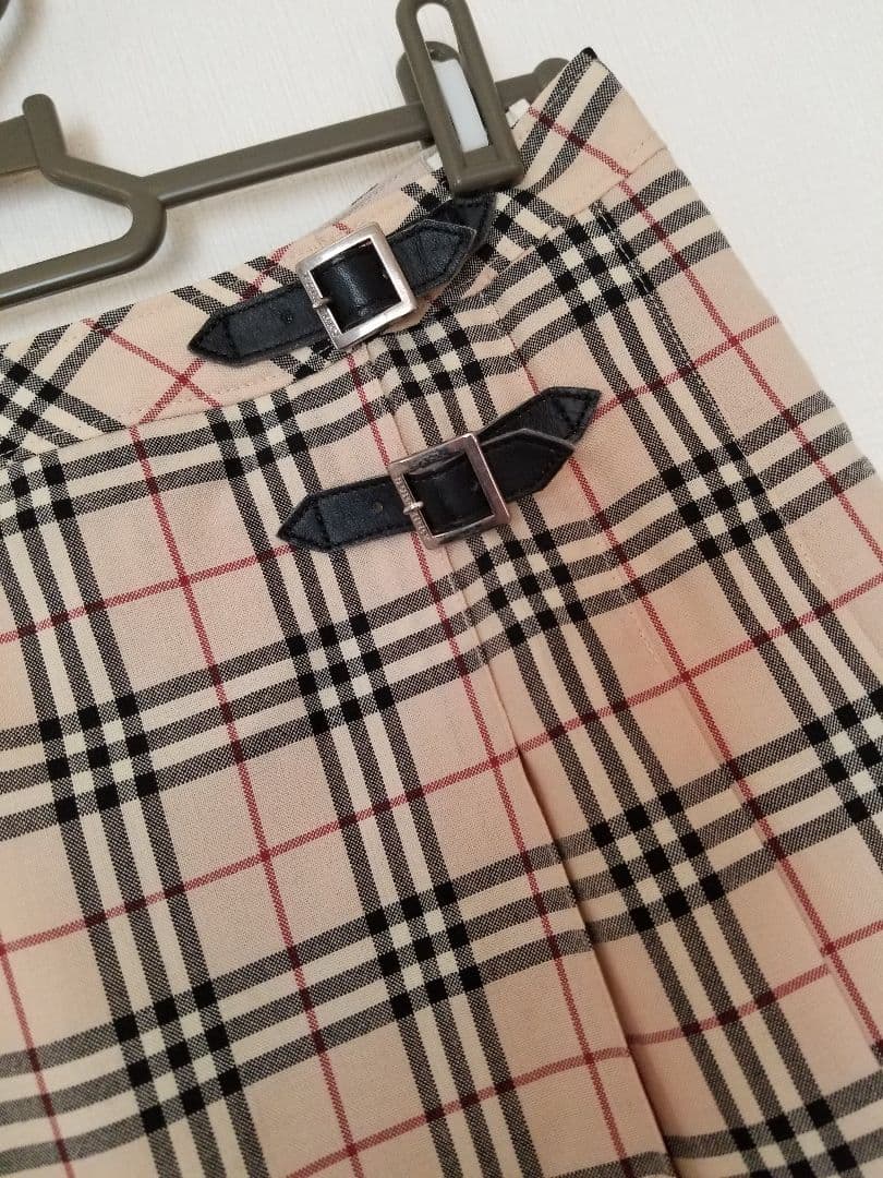 バーバリーセットアップ 未使用近 美品 ベージュ 新品ソックス付 150.160