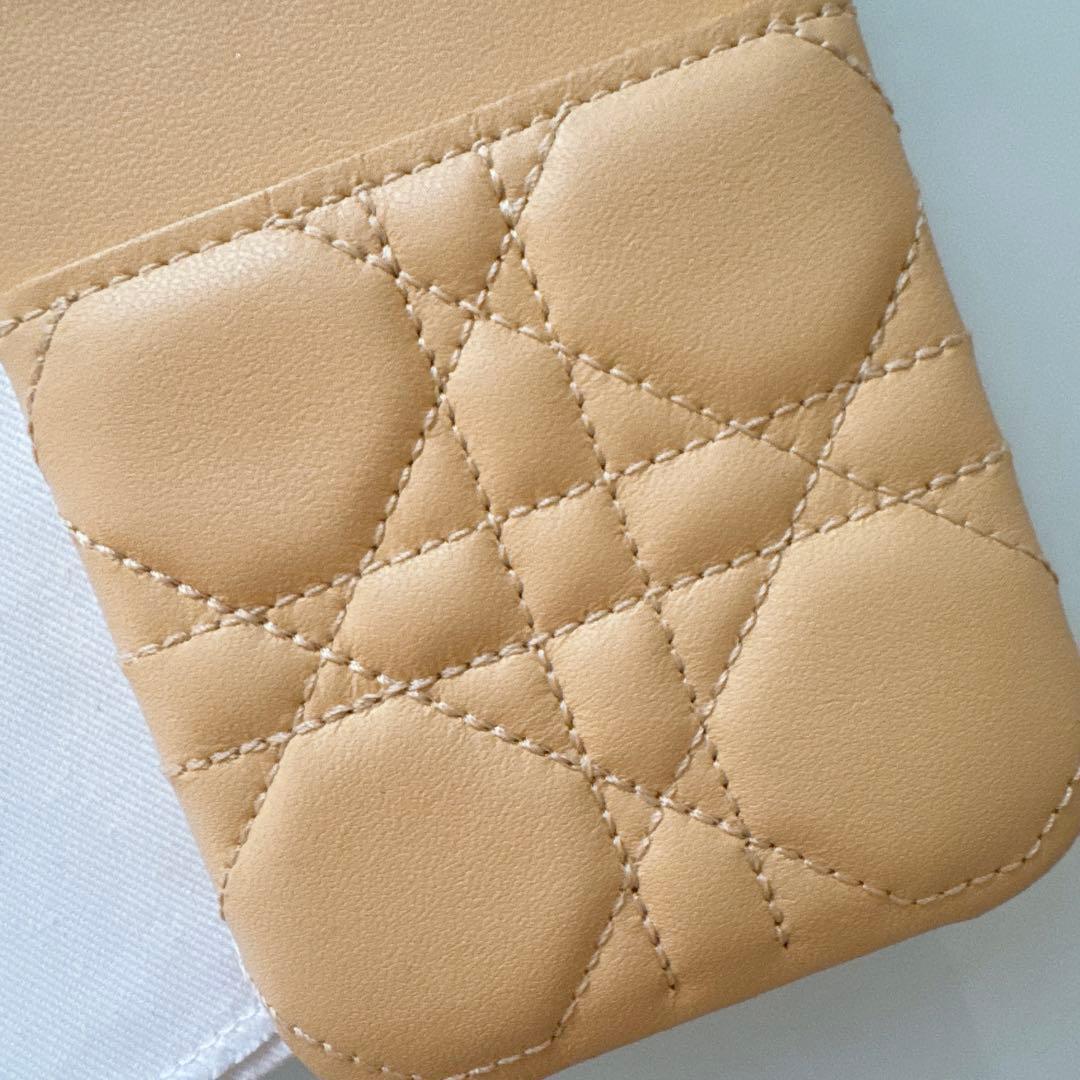 【美品】Dior Lady Dior iPhone15 Proケース イエロー