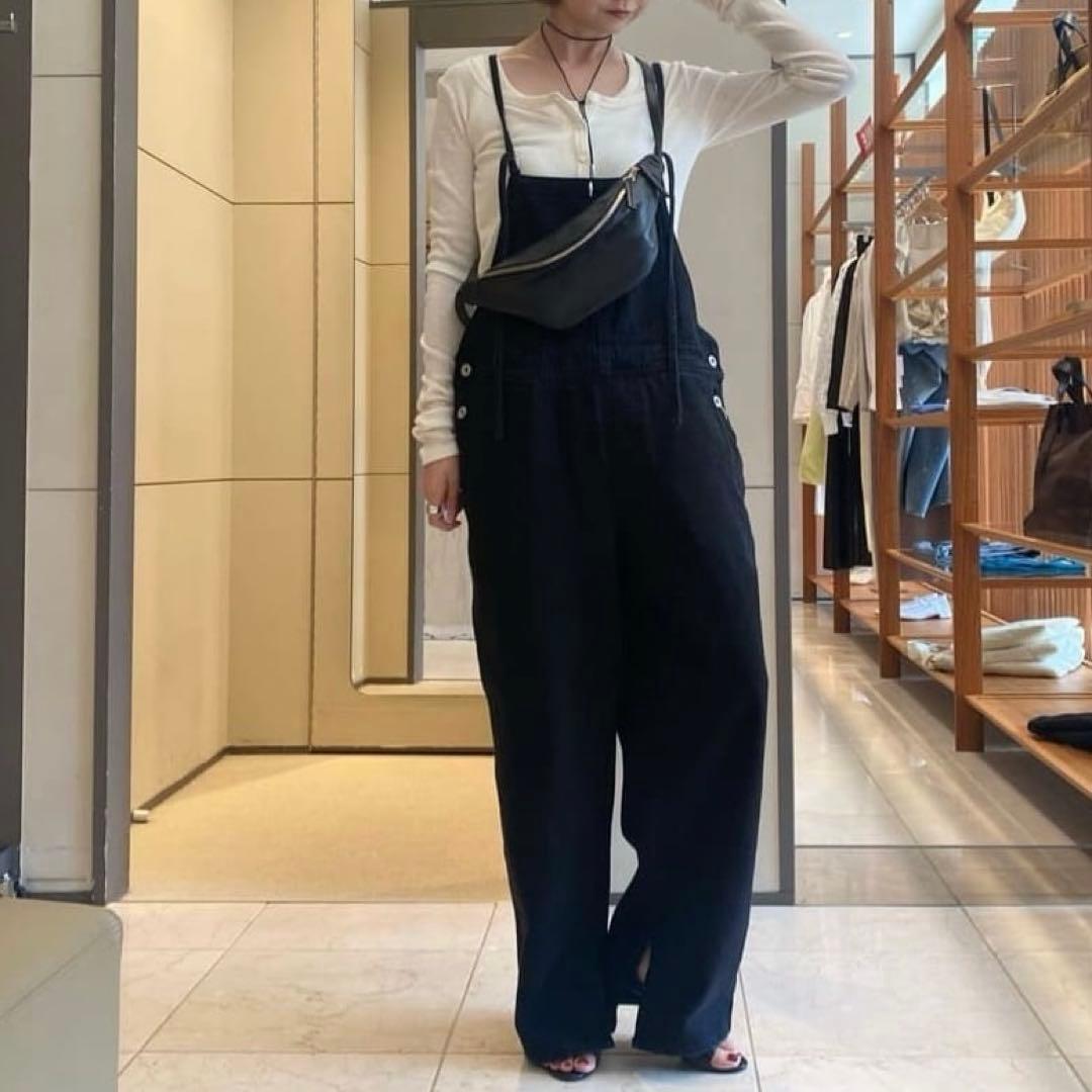 【2.718】スリーククロス　ボディバッグ　ブラック