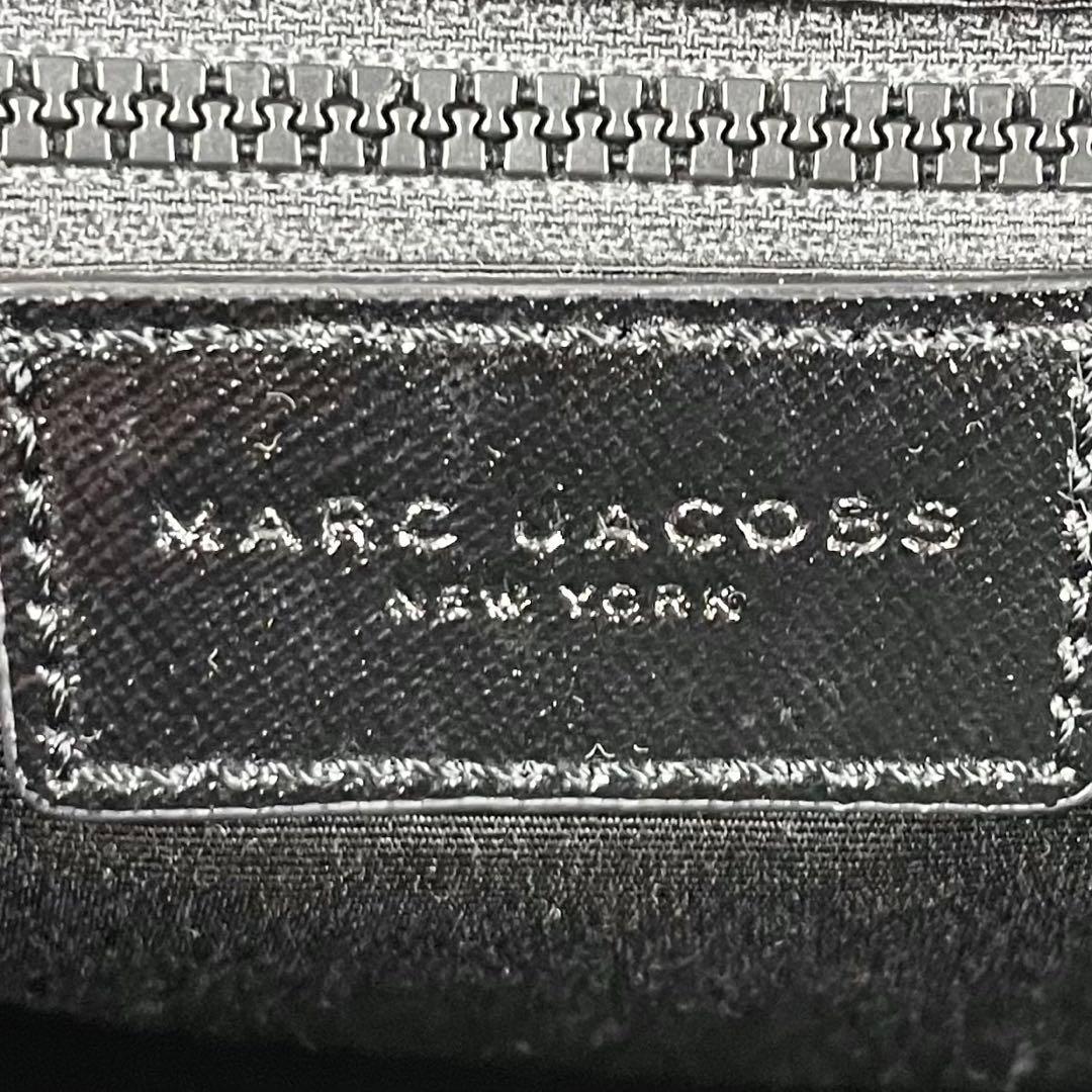 美品 マークジェイコブス レザー バックパック パックショット Jマーク 黒