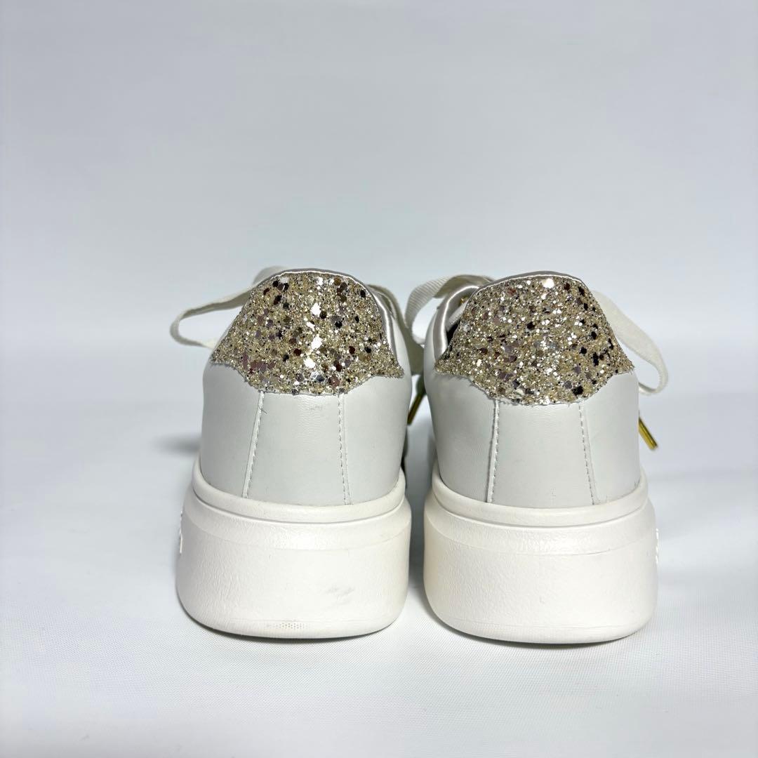 ＋diana プラスダイアナ パールビジュー付きリボンスニーカー ホワイト 白