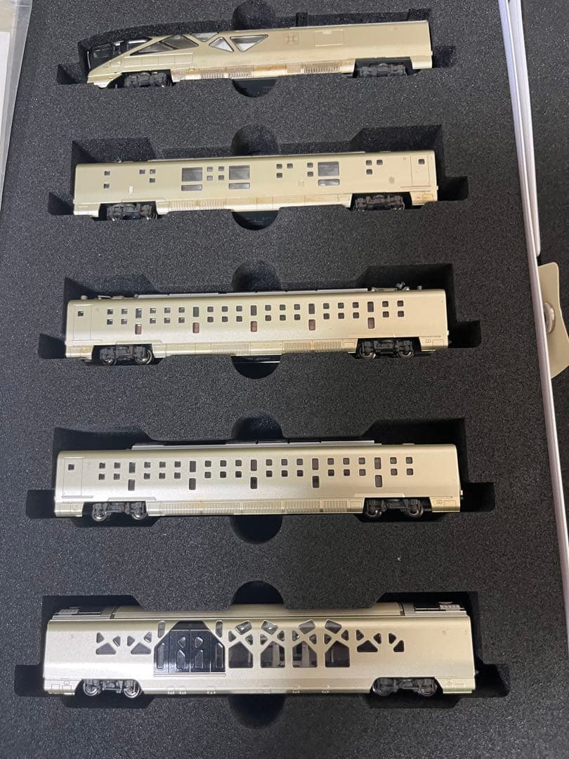 TRAIN SUITE 四季島 (KATO)初期製造限定ロッド ジャンク 模型・プラモデル