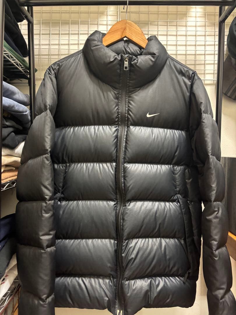 ナイキ　ダウンジャケット 肉厚 ドローコード付き Y2K 黒　M