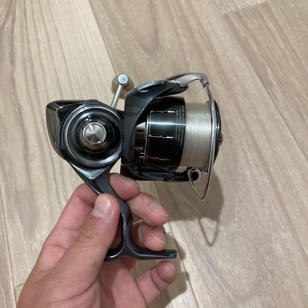 LUVIAS T3000-H スピニングリール ブラック