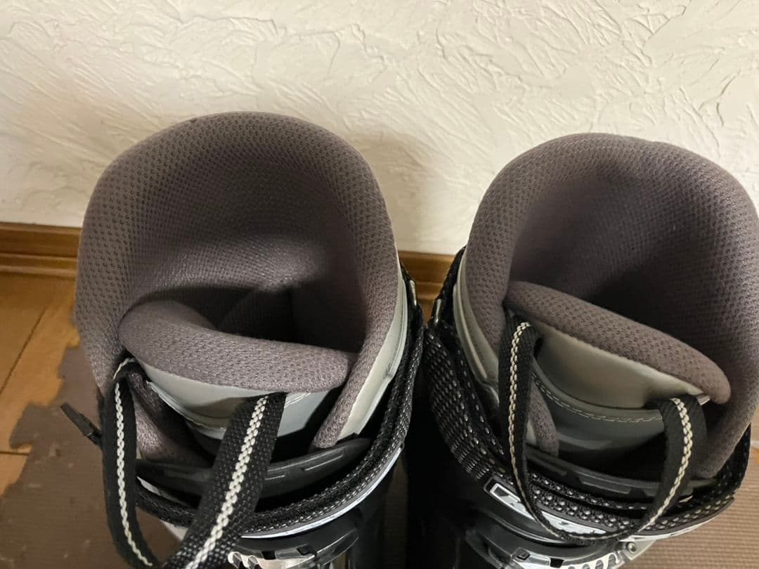 KASTLE ケスレー スキーブーツ 28〜28.5cm　足幅広め　軽量モデル