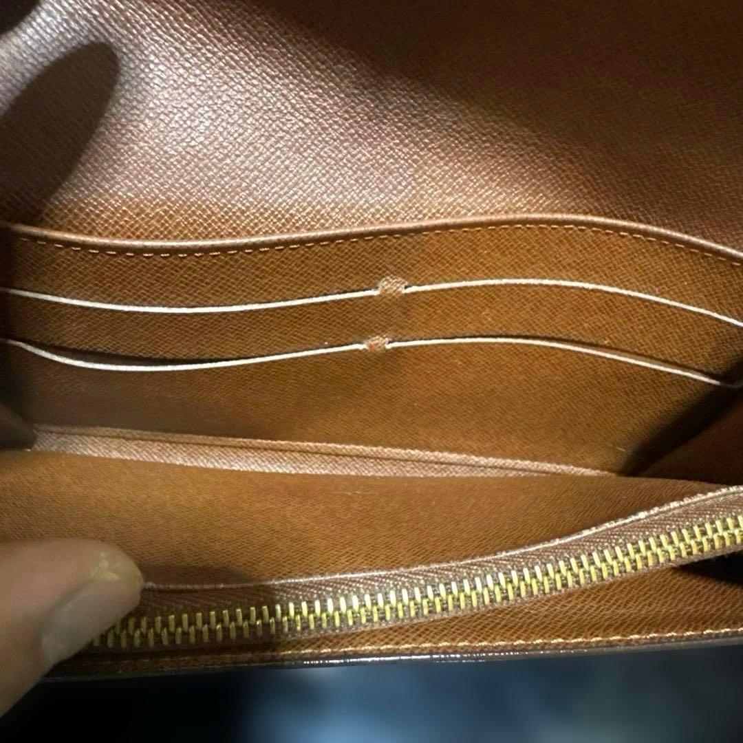 16☆良品☆カード6枚タイプ♪サラ長財布