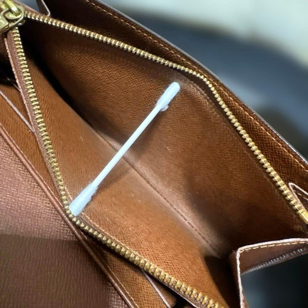 16☆良品☆カード6枚タイプ♪サラ長財布