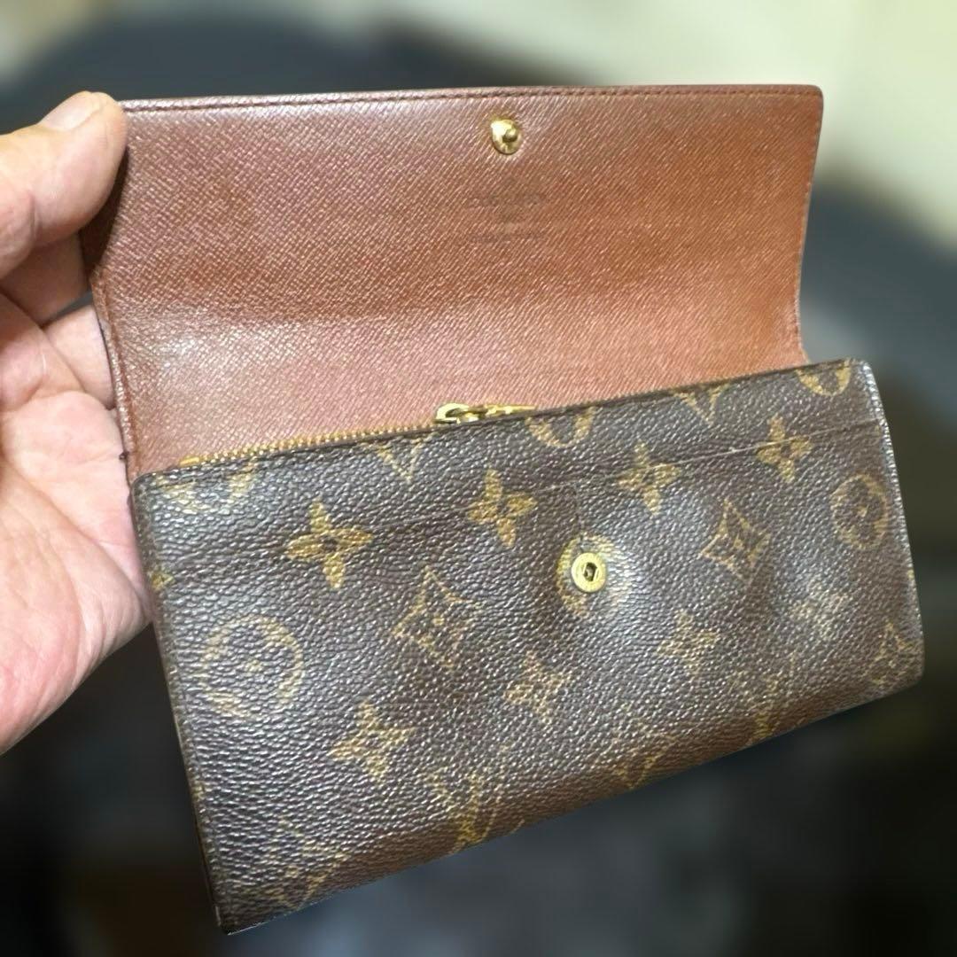 16☆良品☆カード6枚タイプ♪サラ長財布