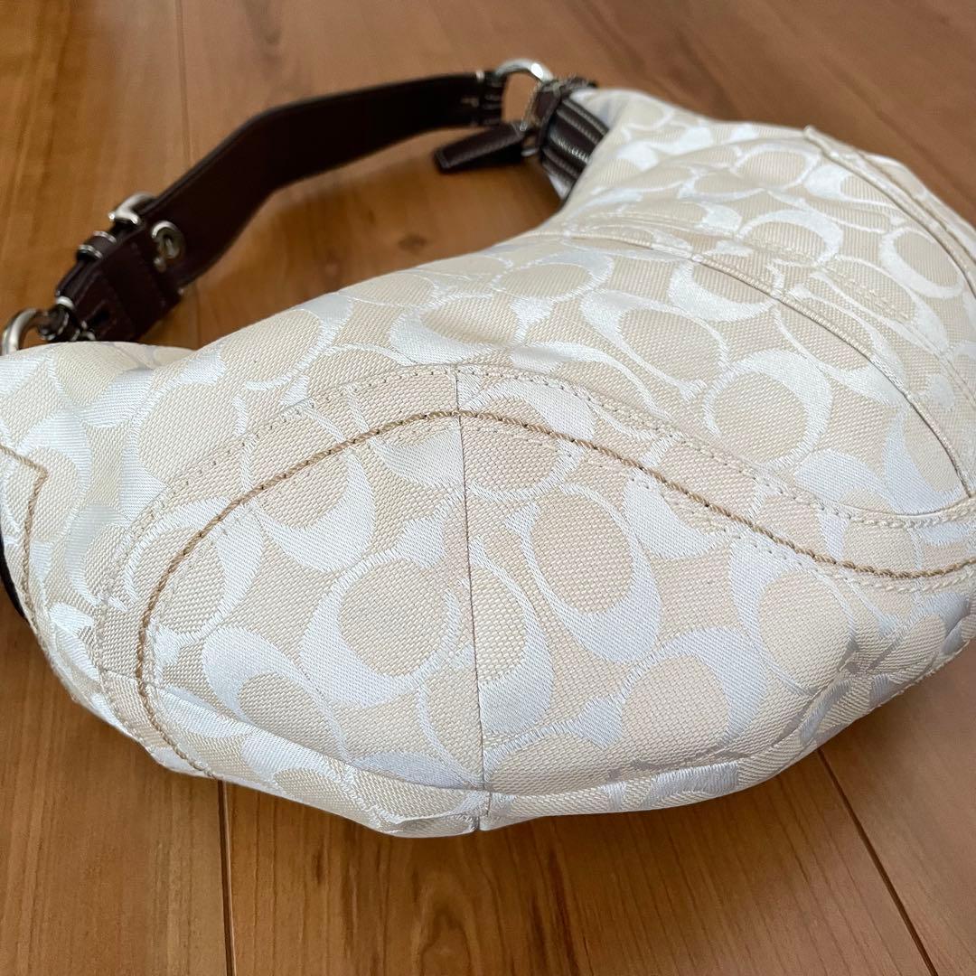 【美品】COACH ワンショルダーバッグ 10074 シグネチャー ソーホー