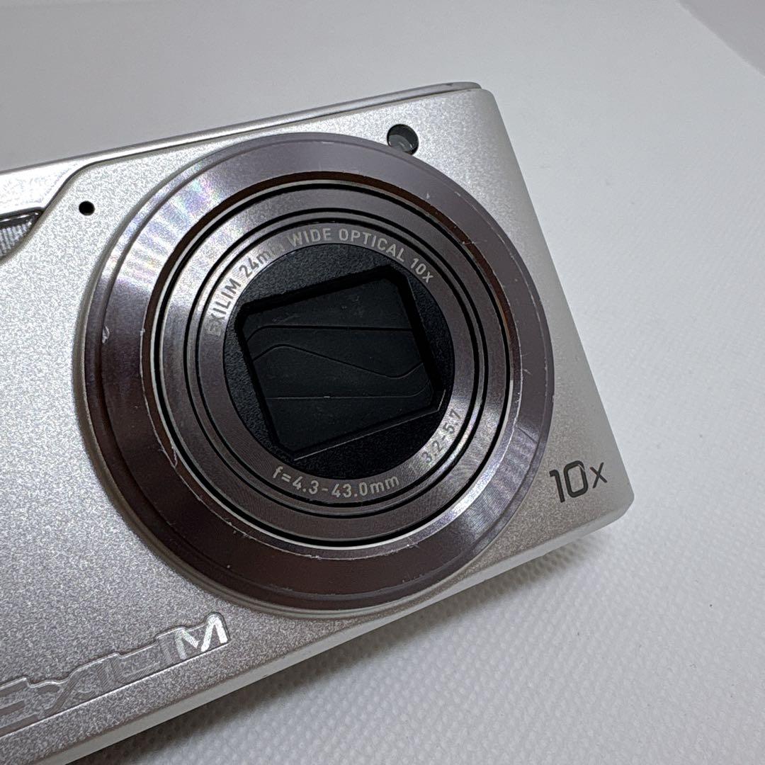 【箱付き】 CASIO EXILIM EX-H15 カシオ デジカメ シルバー