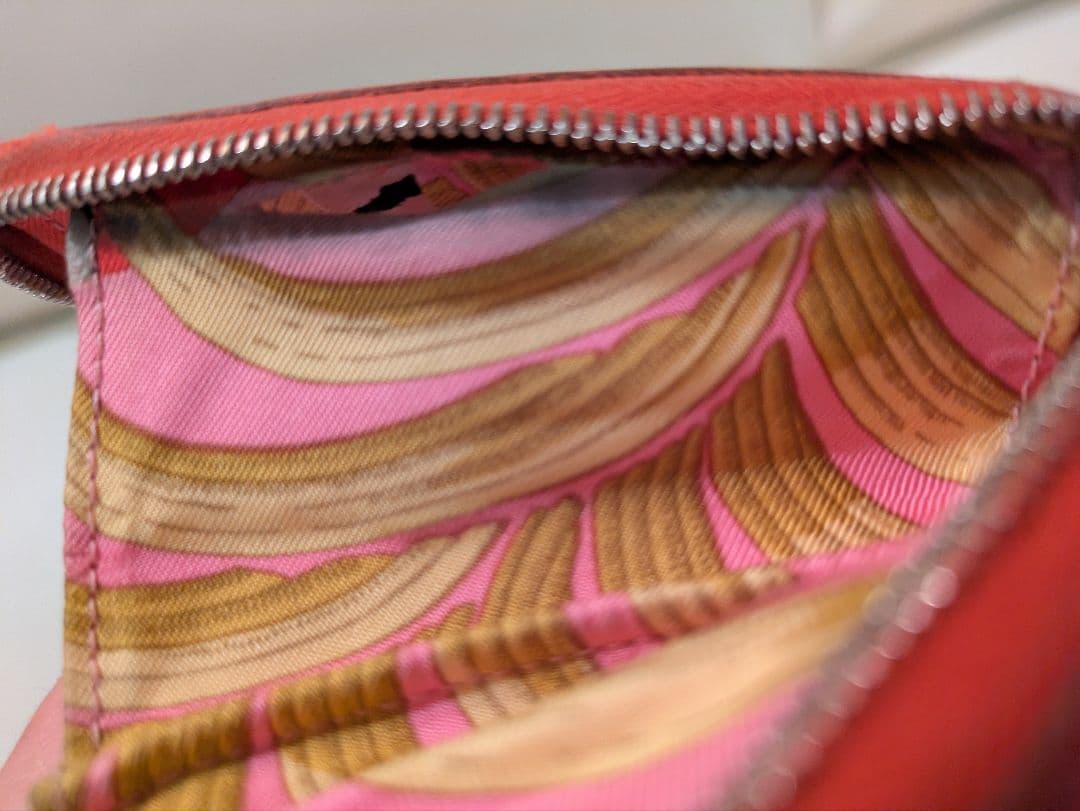 HERMES　アザップ　長財布　赤色（虎柄）