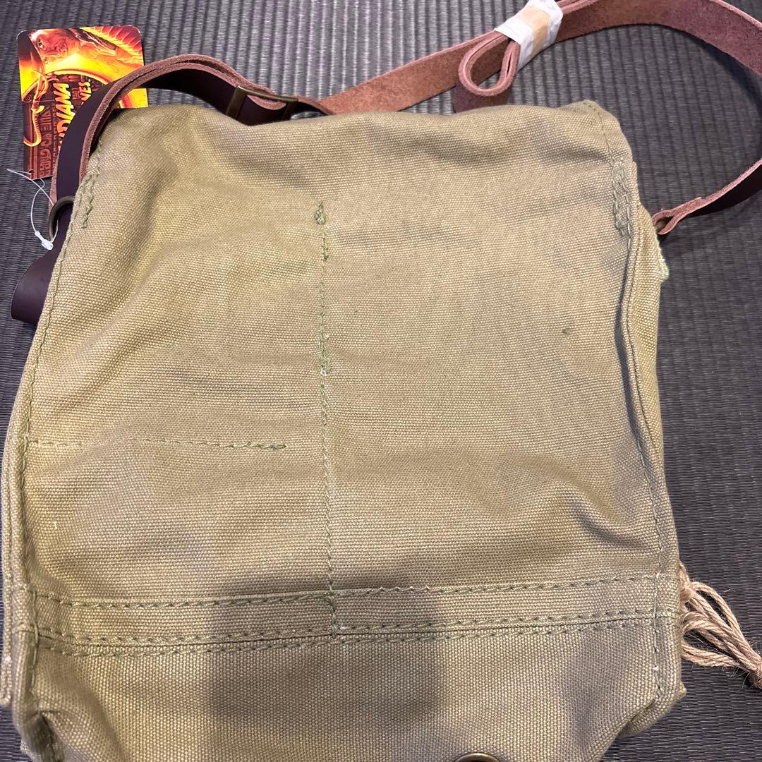 サイ インディージョーンズ　バッグ　イギリス軍　ガスマスクバック